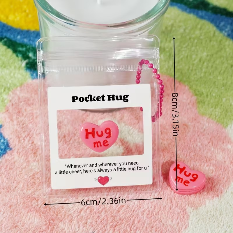 POCKET HUG