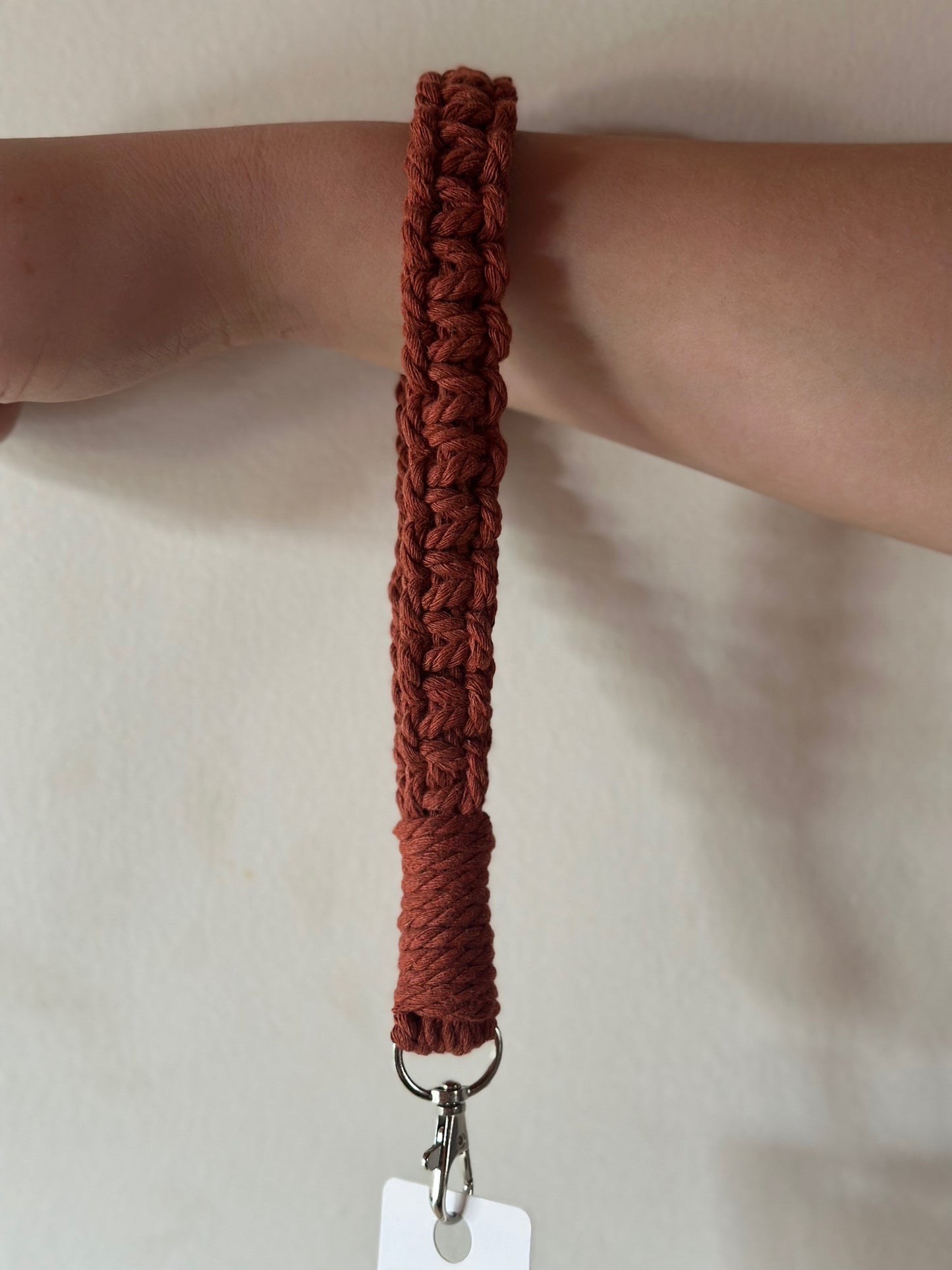 MACRAME WRISTLET