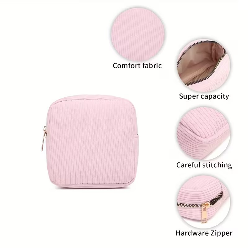 COMPACT MAKE-UP BAG