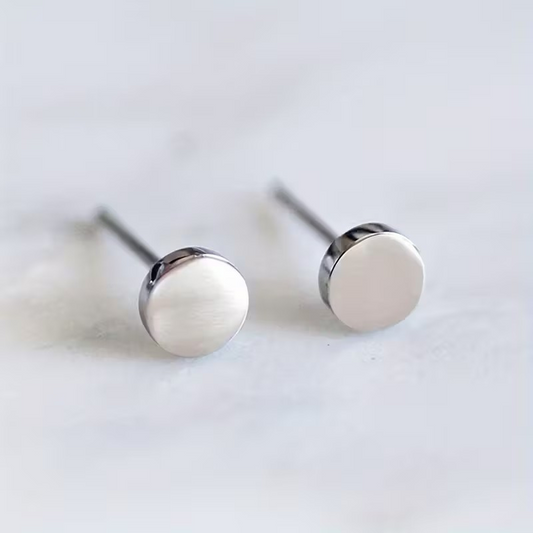 ROUND FLAT STUD EARINGS (STAINLESS STEEL)